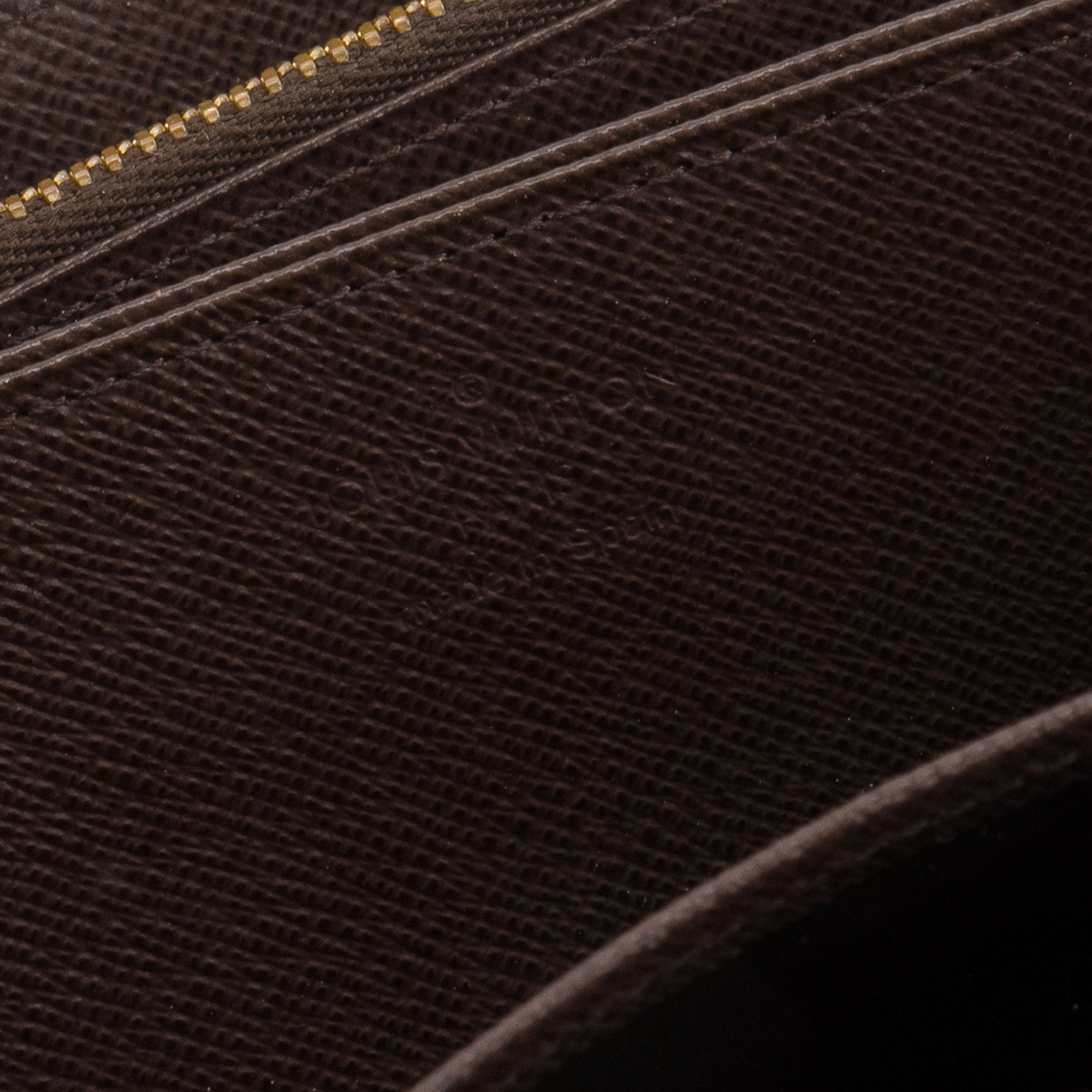 LOUIS VUITTON - Portefeuille Zippy Louis Vuitton en toile enduite damier ébène