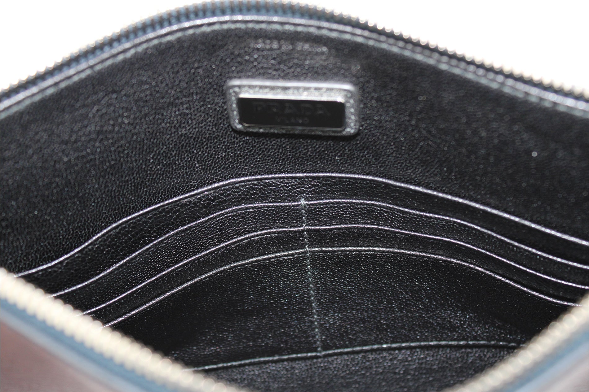 Pochette en cuir Saffiano