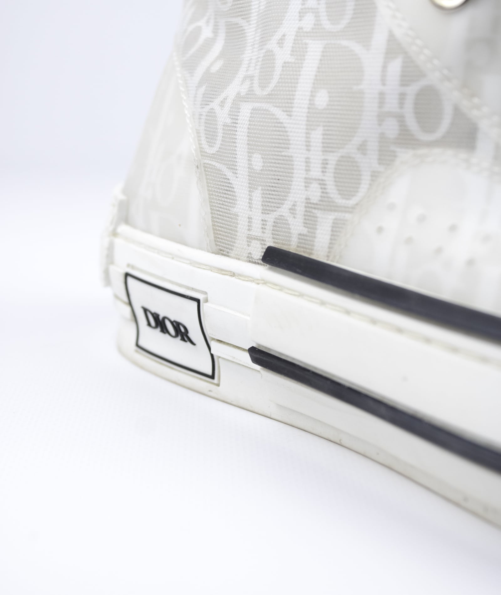 Sneakers B23 (T42)