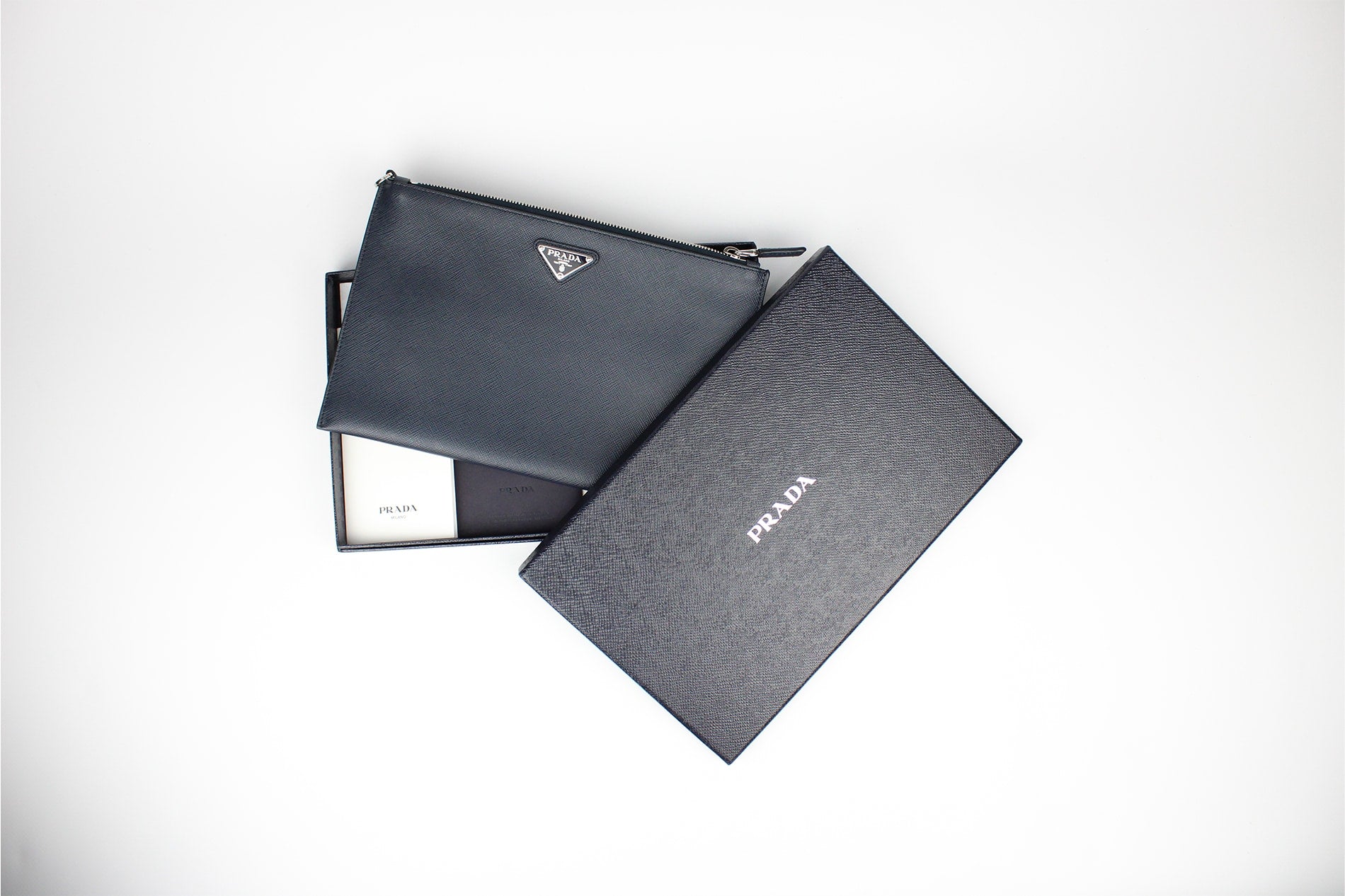 Pochette en cuir Saffiano