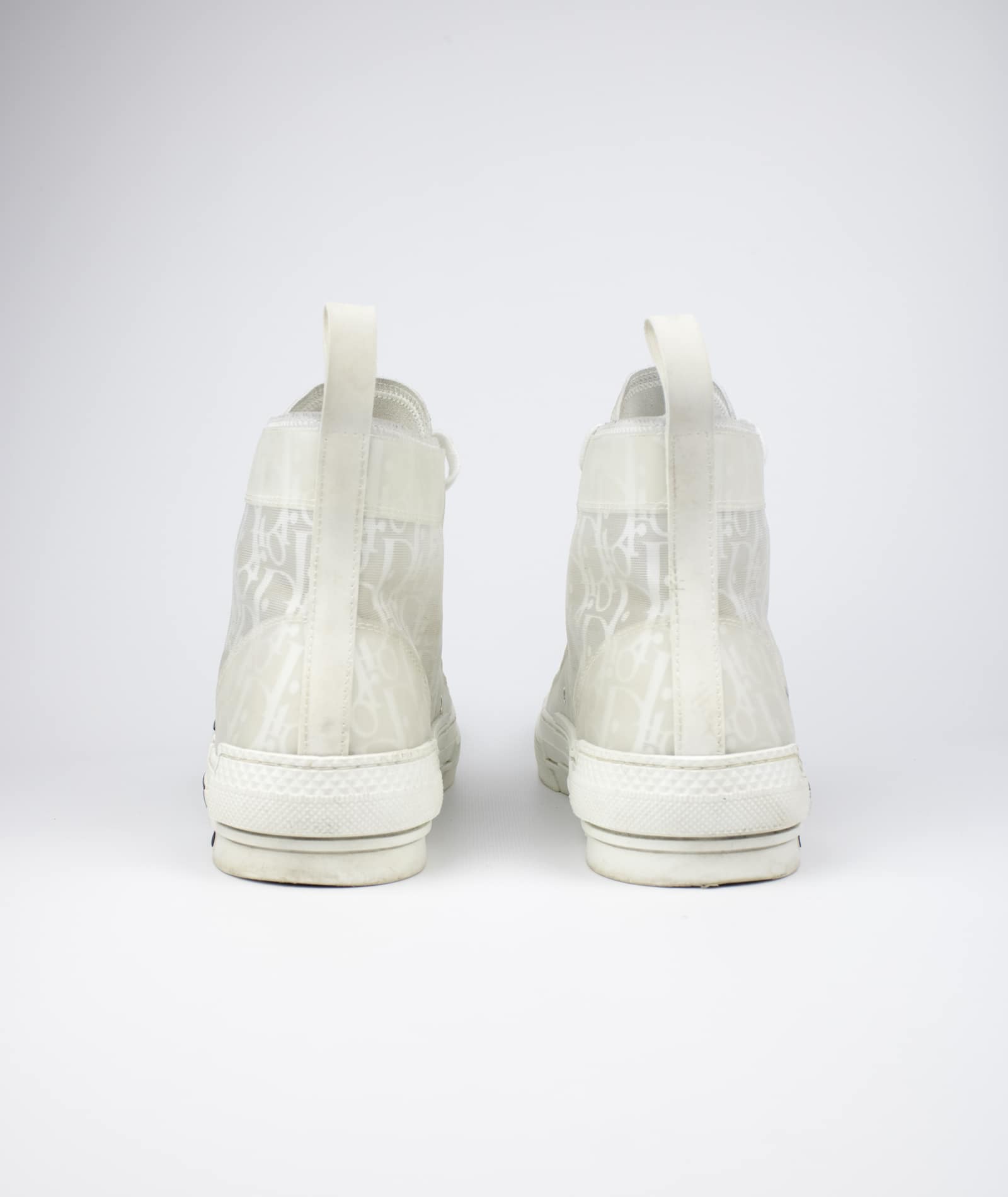 Sneakers B23 (T42)