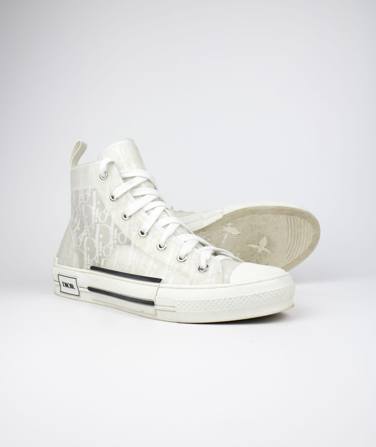 Sneakers B23 (T42)
