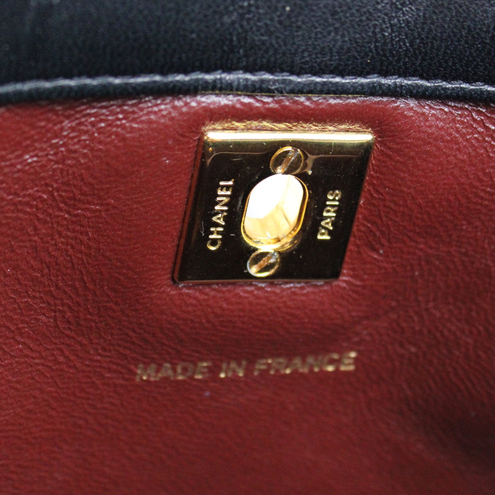 CHANEL - Petit sac 31