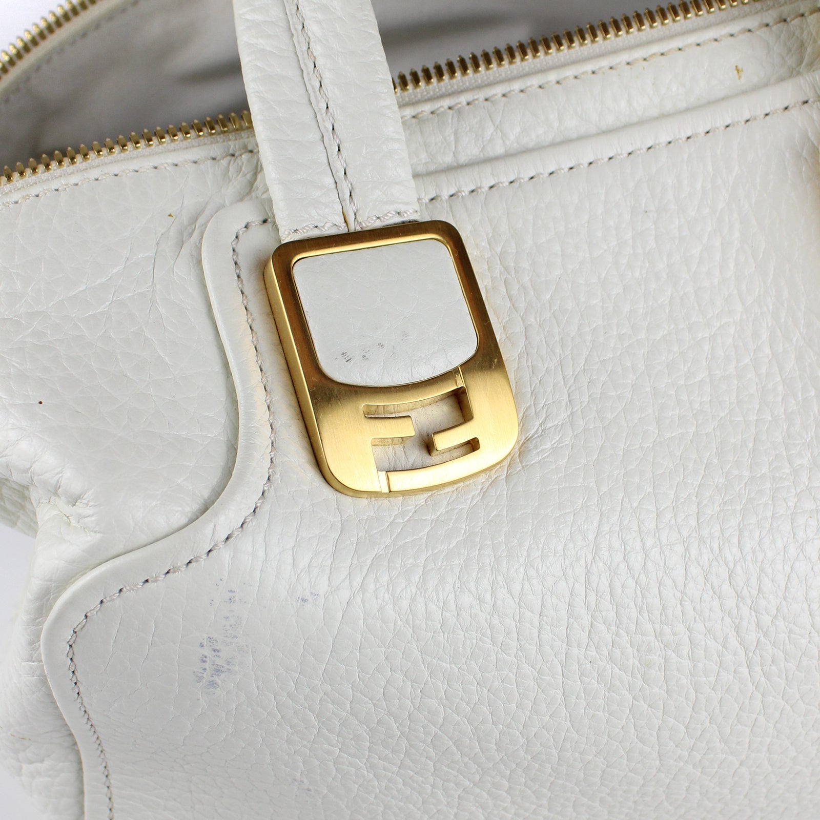 FENDI - Chameleon shoulder bag