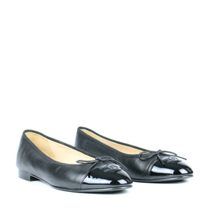 CHANEL - Classic ballerinas (T39)