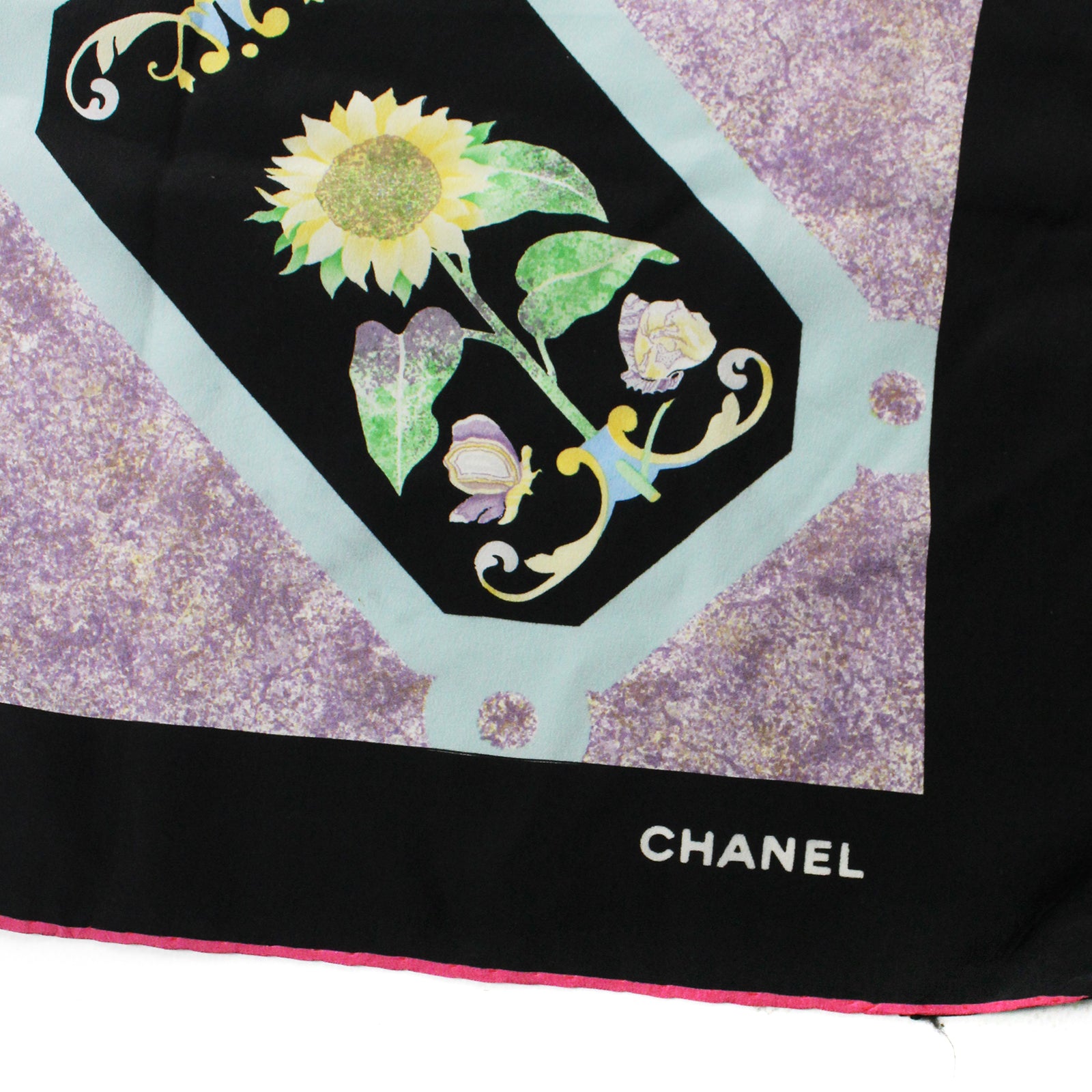 CHANEL - Carré de soie