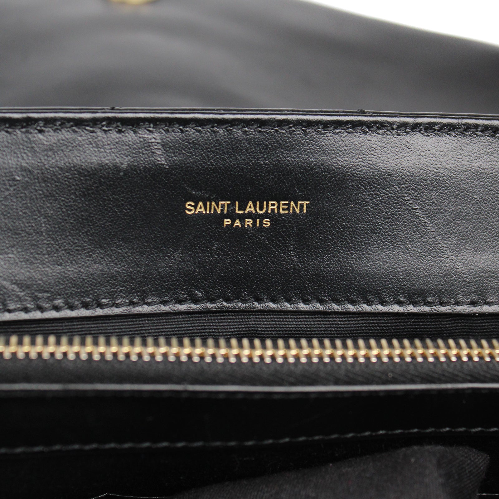 SAINT LAURENT - Loulou medium en cuir matelassé