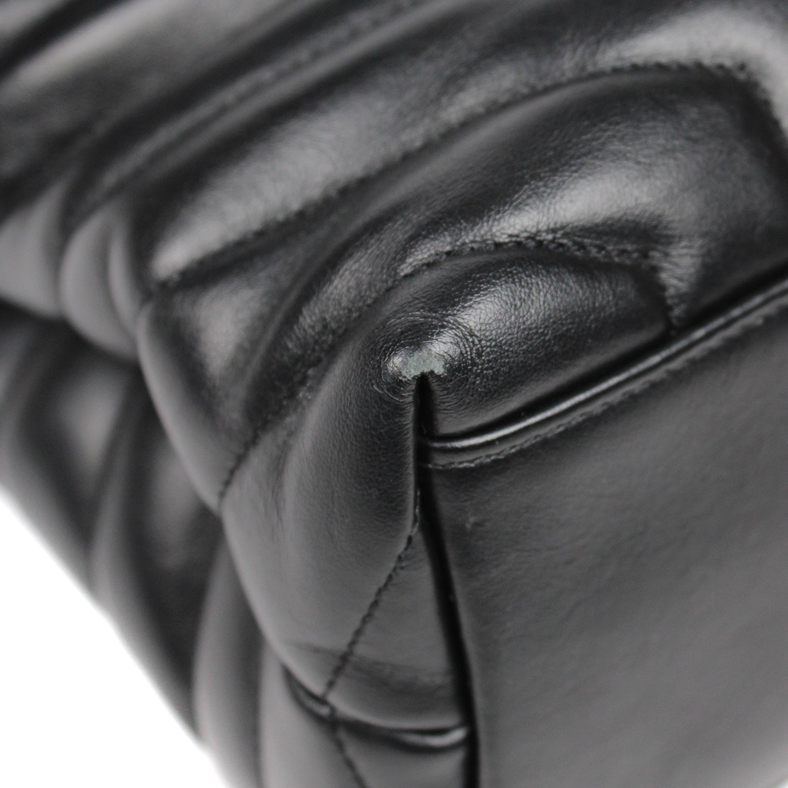 SAINT LAURENT - Loulou medium en cuir matelassé