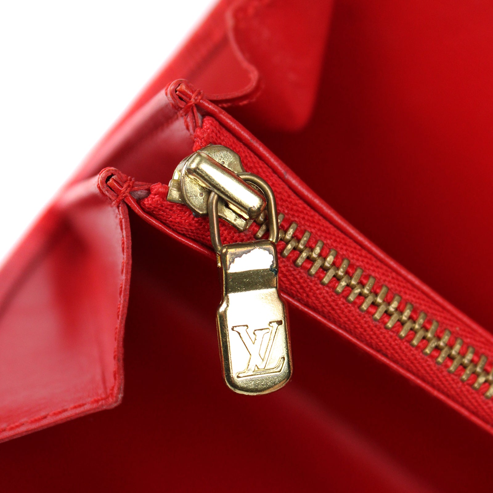 LOUIS VUITTON - Portefeuille Sarah en cuir épi rouge
