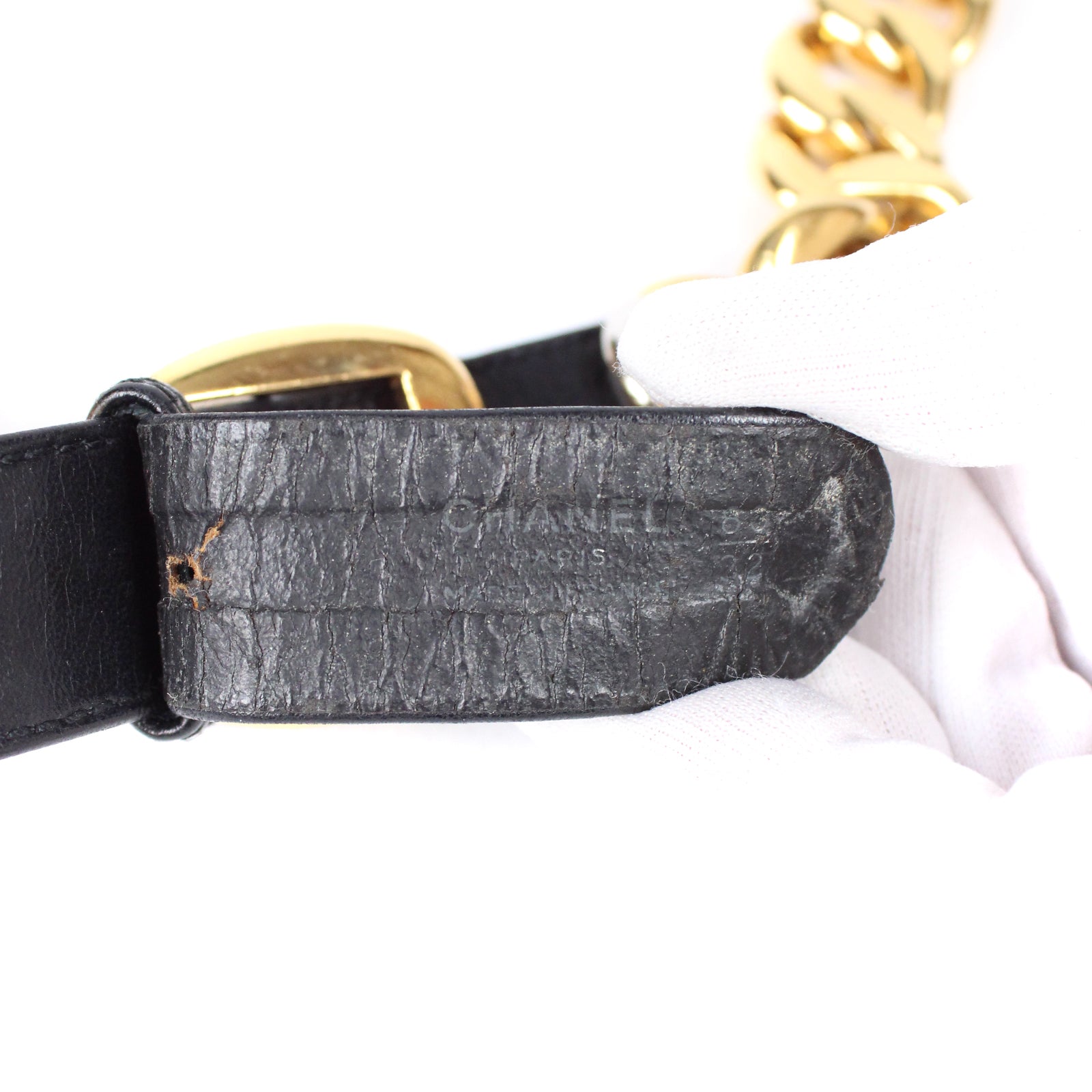 CHANEL - Ceinture chaîne et cuir (T85)