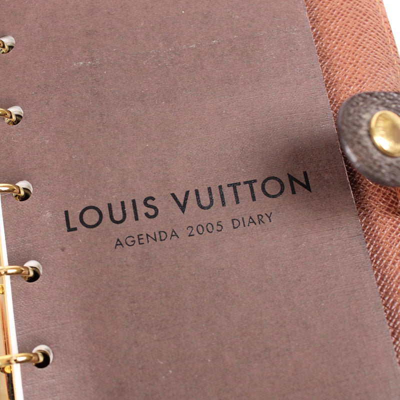 Couverture Agenda PM Louis Vuitton en toile monogram.