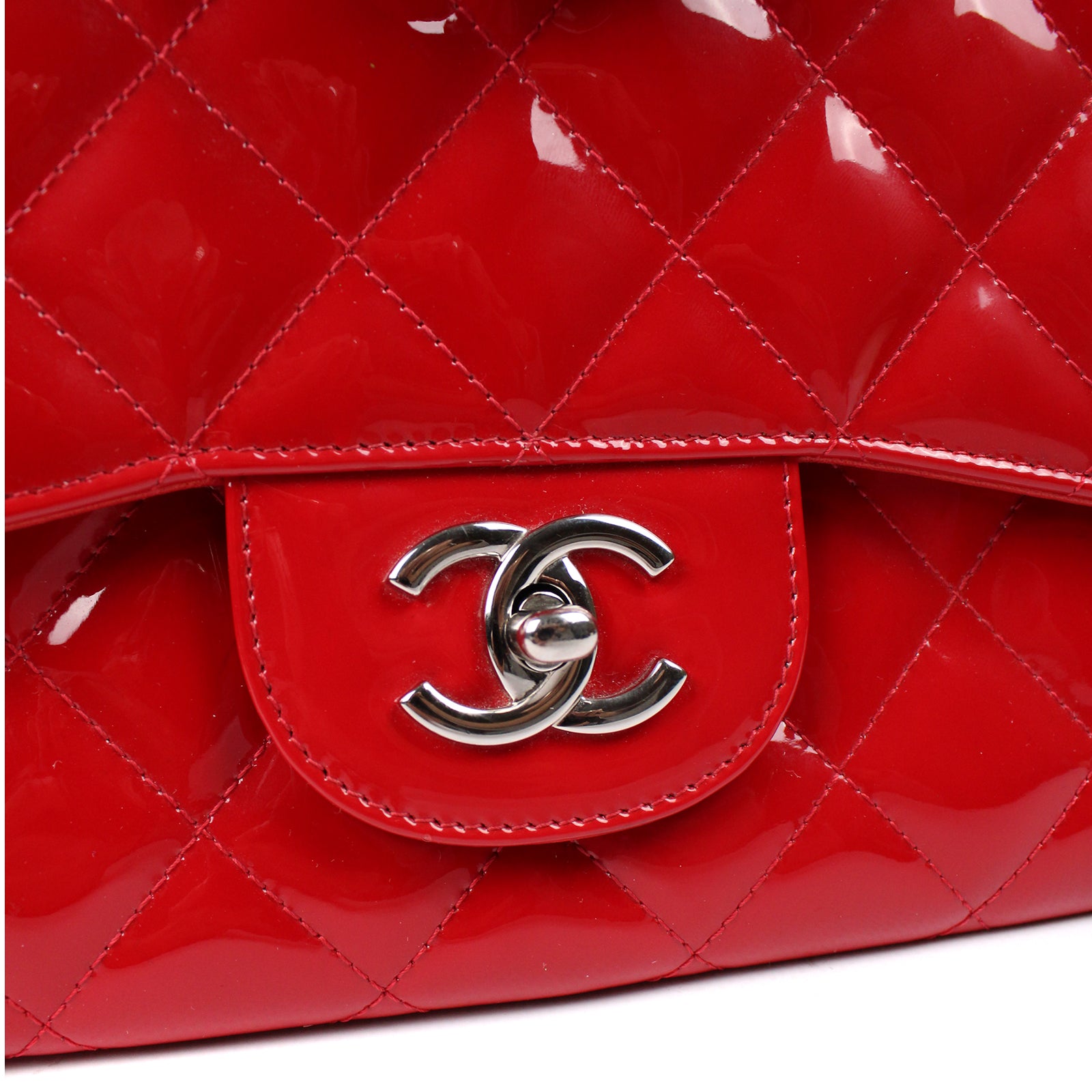 CHANEL - Timeless Maxi Jumbo bag in patent leather