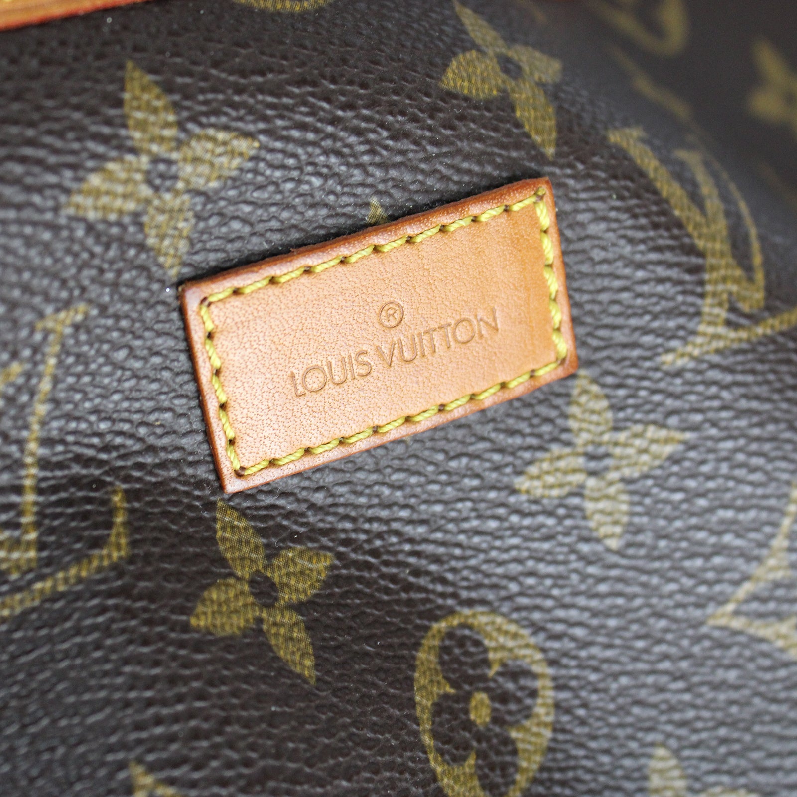 LOUIS VUITTON - Saumur shoulder bag 