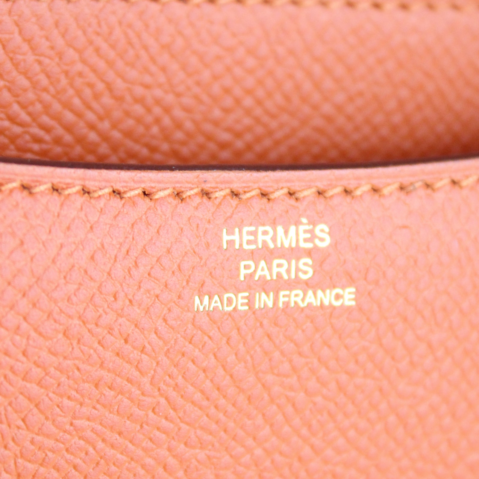 HERMÈS - Sac Constance 18