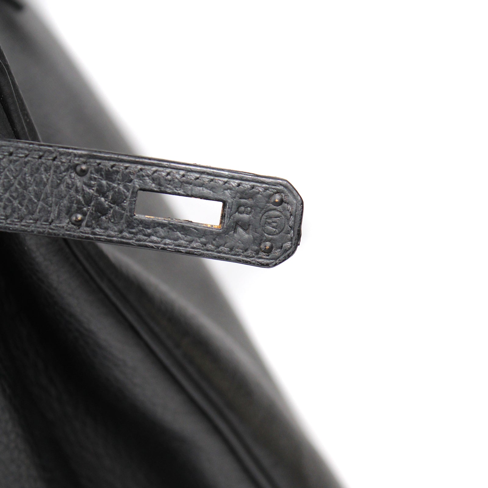 HERMÈS - Birkin 40 in black togo leather 