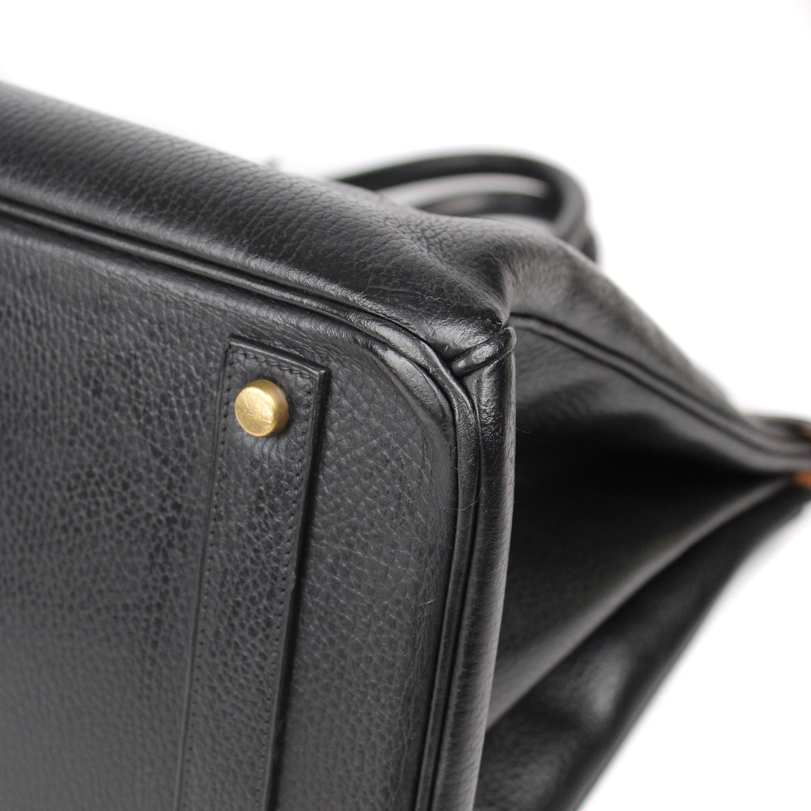 HERMÈS - Birkin 40 in black togo leather 