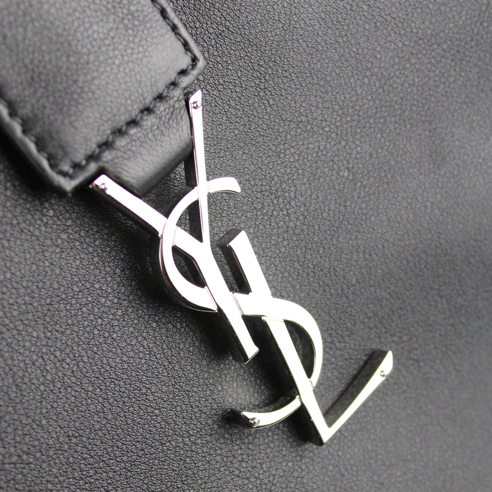 SAINT LAURENT - Cabas monogram YSL