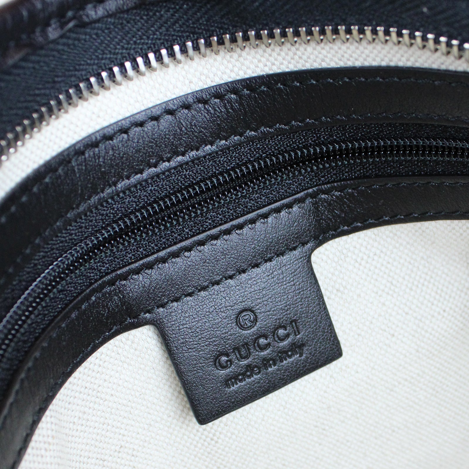 GUCCI - Pouch / toiletry bag