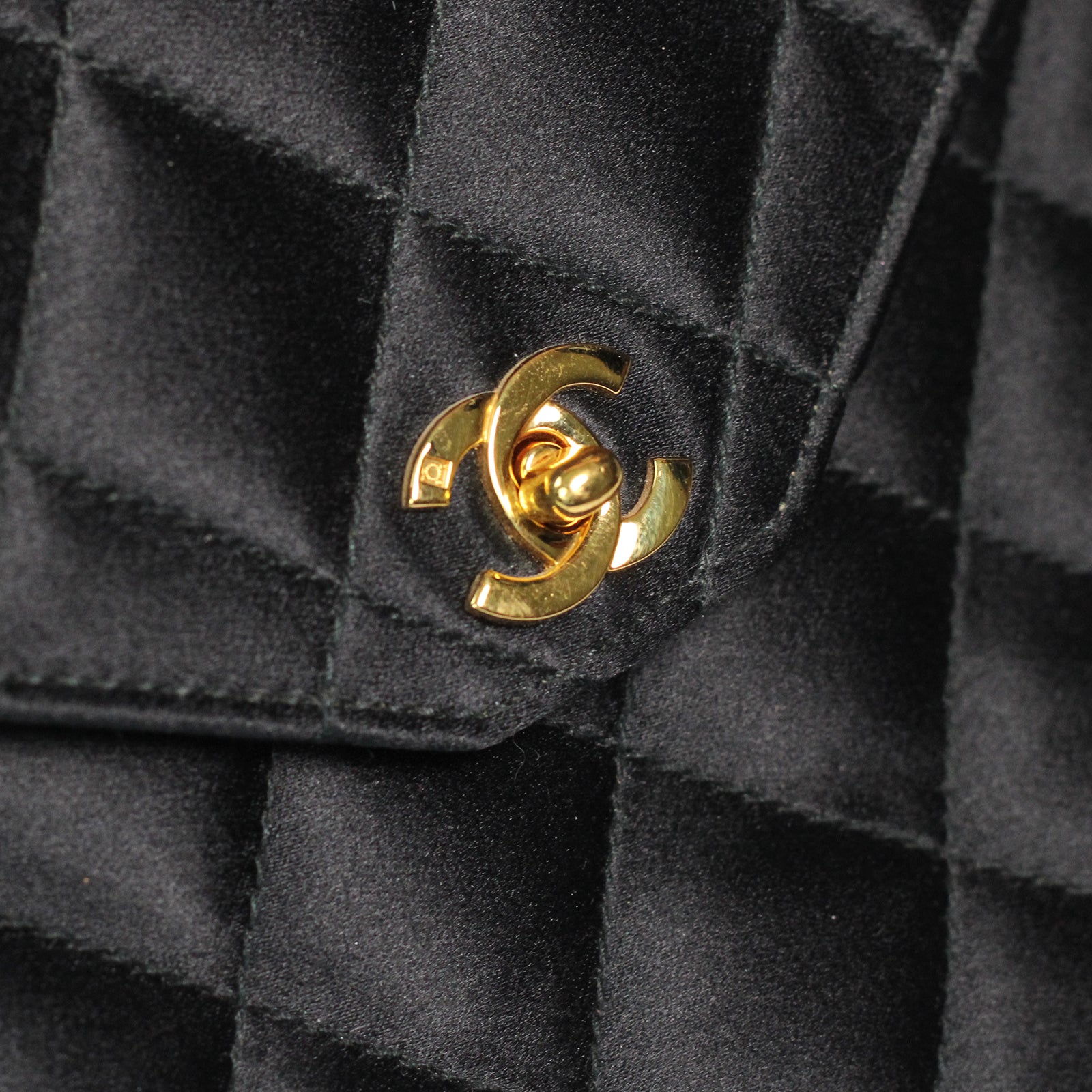 Mini silk bag