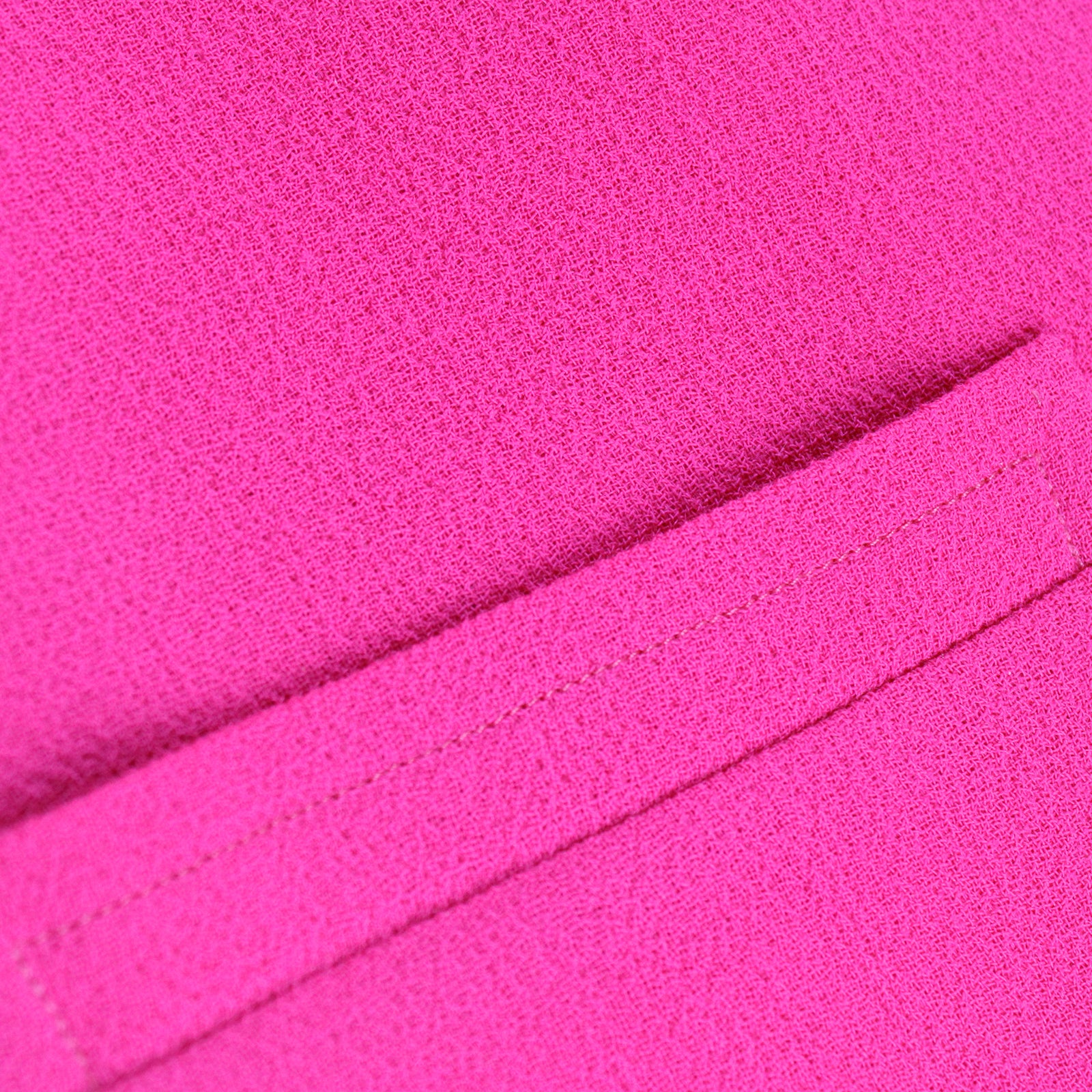 Robe rose à manches mi-longues
