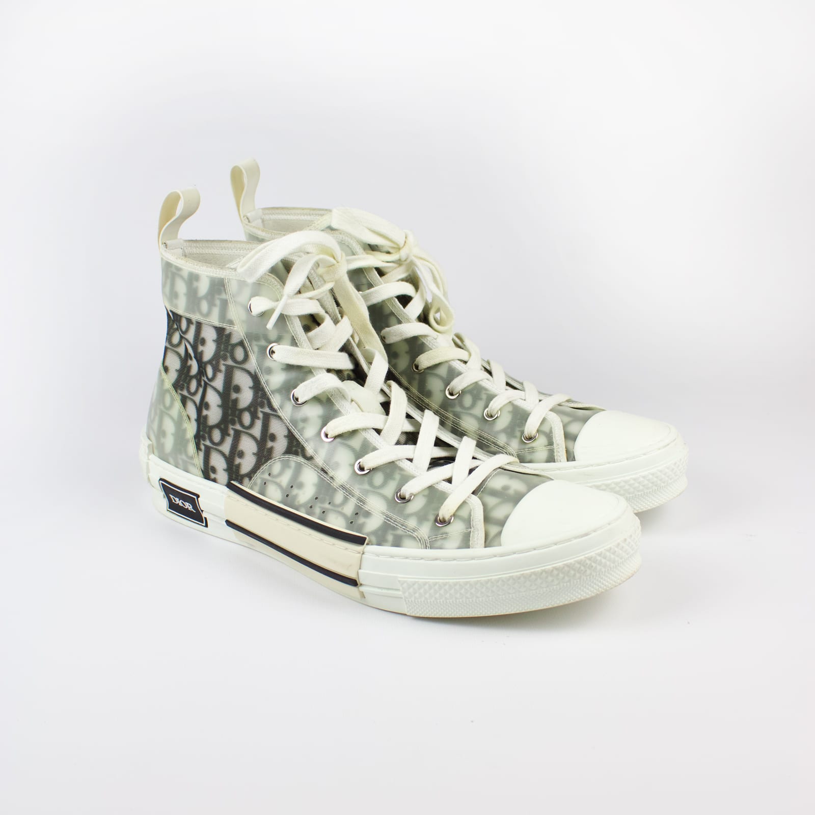 Dior B23