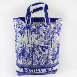 Cruise 2022 tote bag