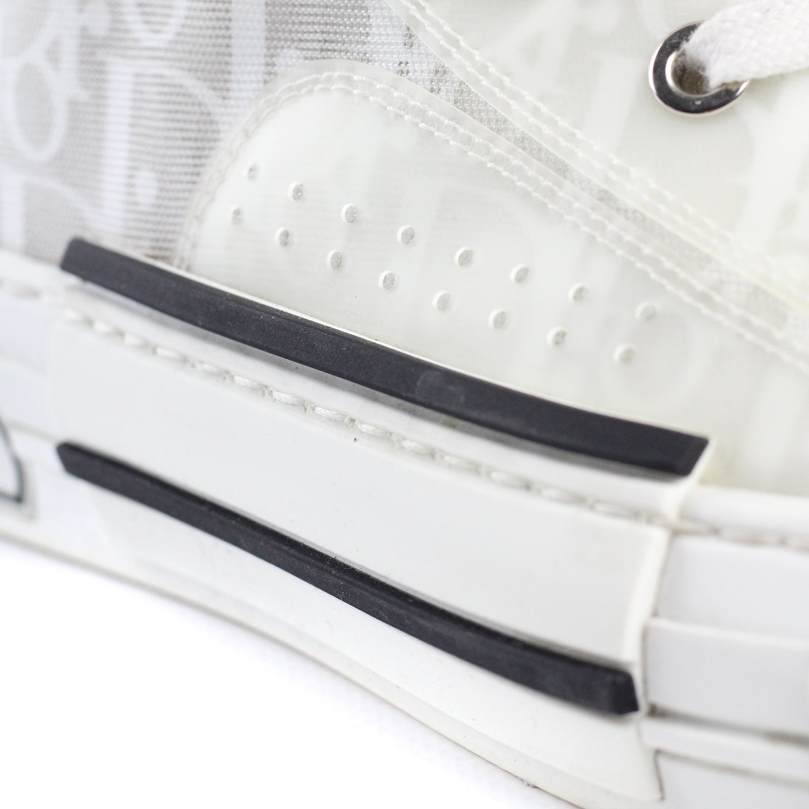 B23 Sneakers (T38)