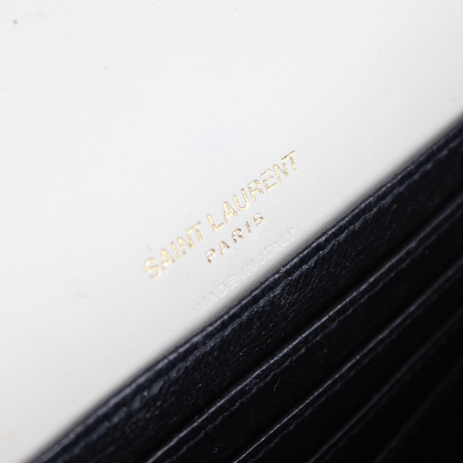 SAINT LAURENT - Sac ceinture Kate embossé croco