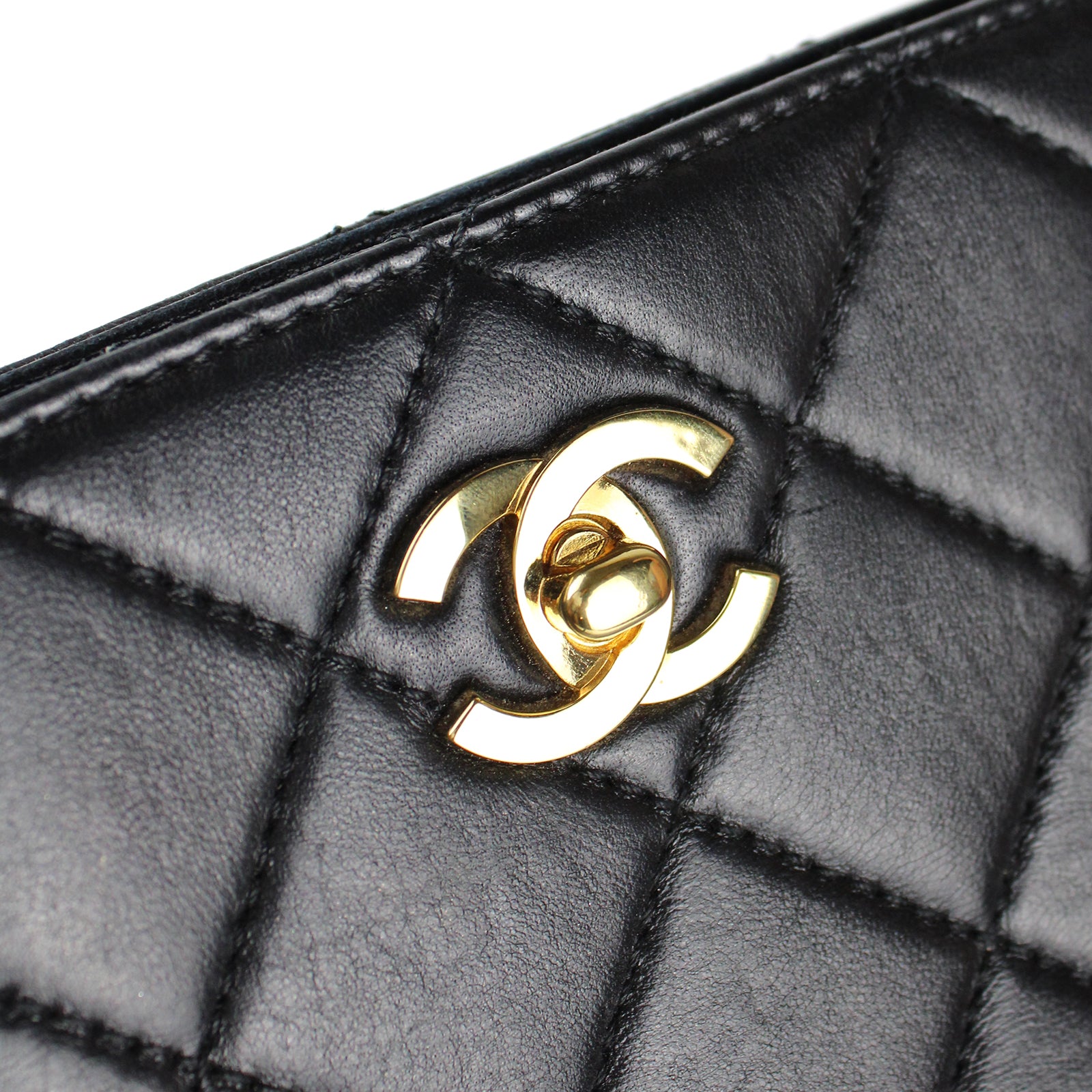 CHANEL - Sac cabas matelassé