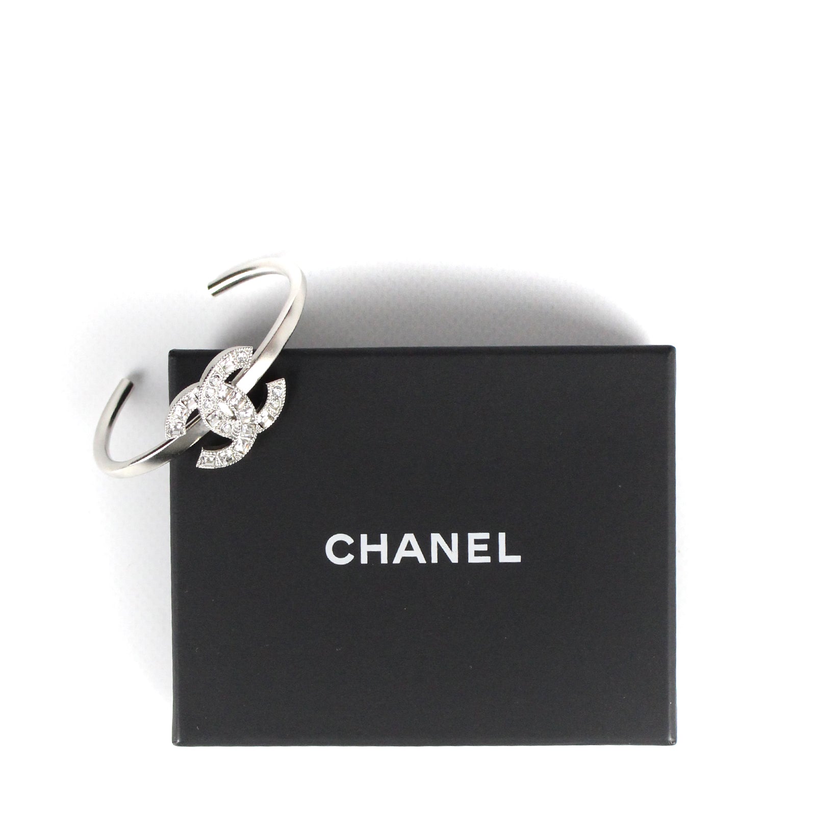 CHANEL - Silver bangle bracelet