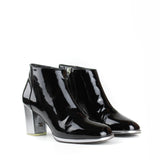 CHANEL - Bottines en cuir verni (T38)