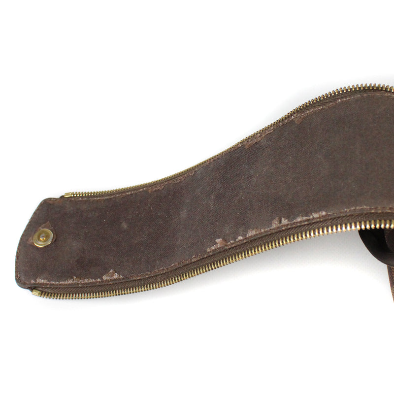 LOUIS VUITTON - Trousse de toilette Dopp Kit