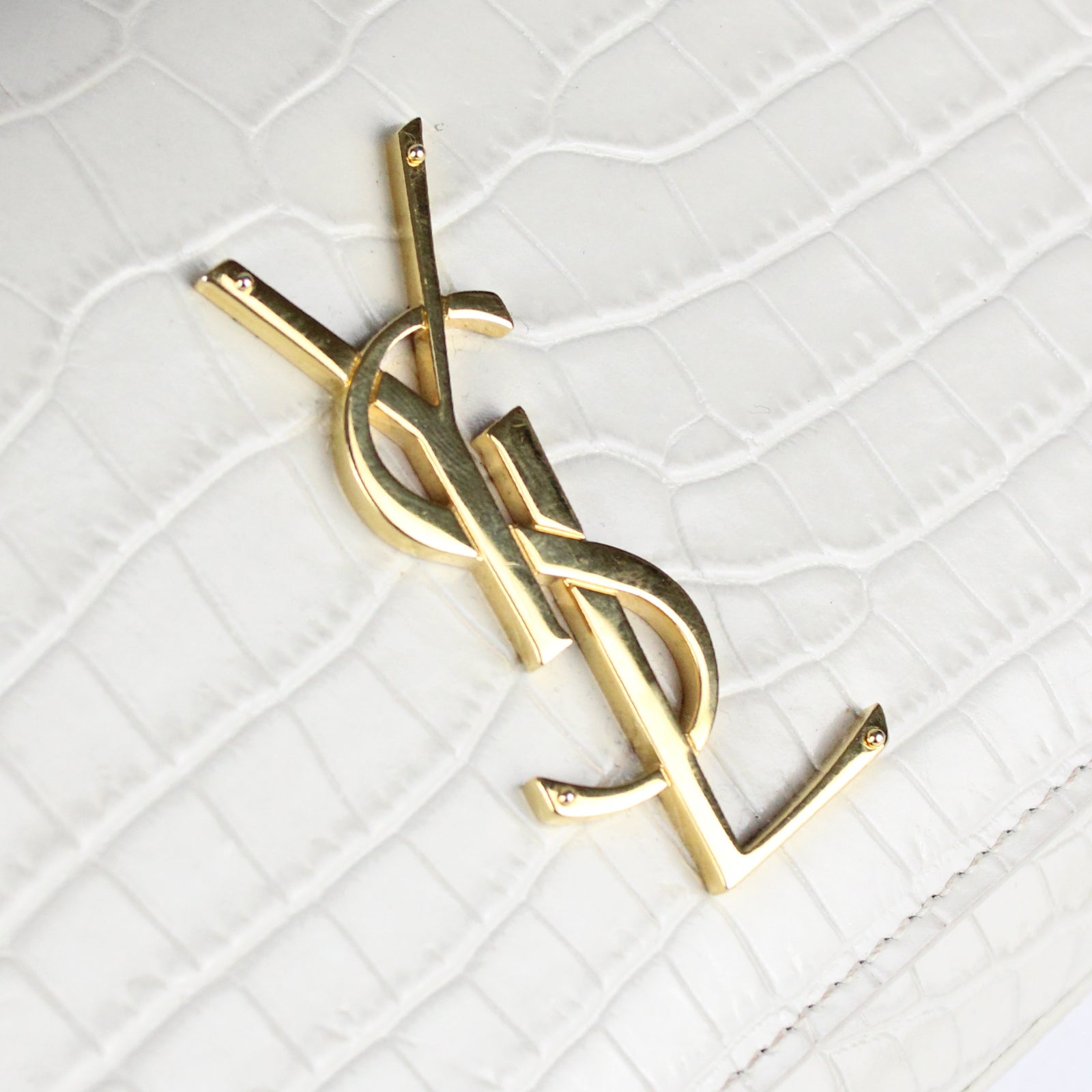 SAINT LAURENT - Sac ceinture Kate embossé croco