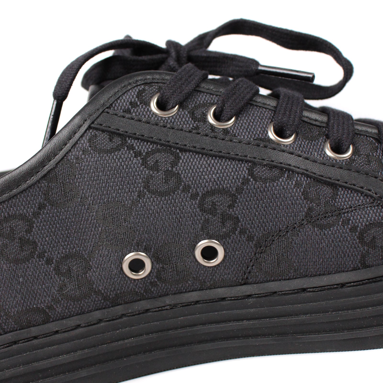 GUCCI - Monogram canvas sneakers (T41.5)