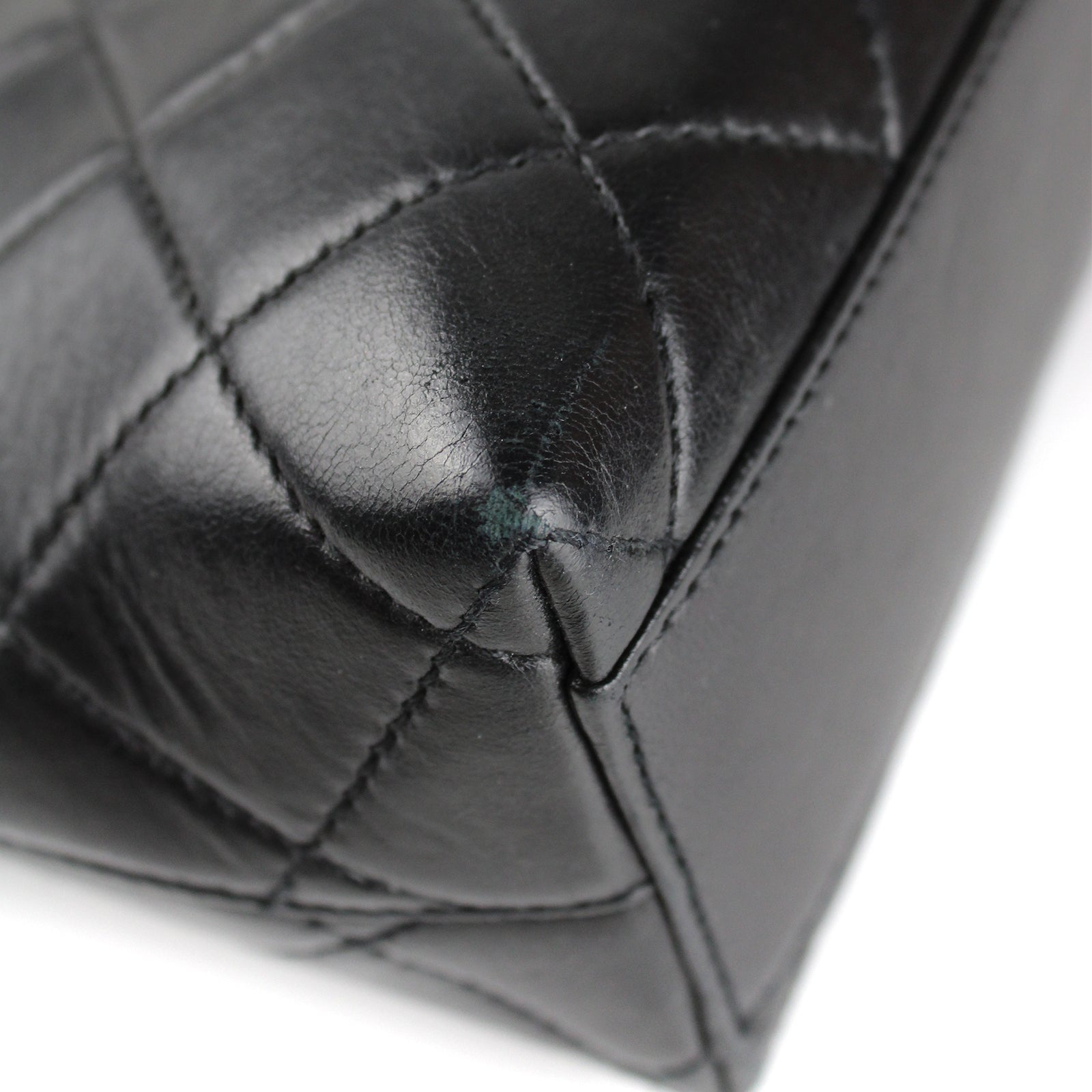 CHANEL - Sac cabas matelassé