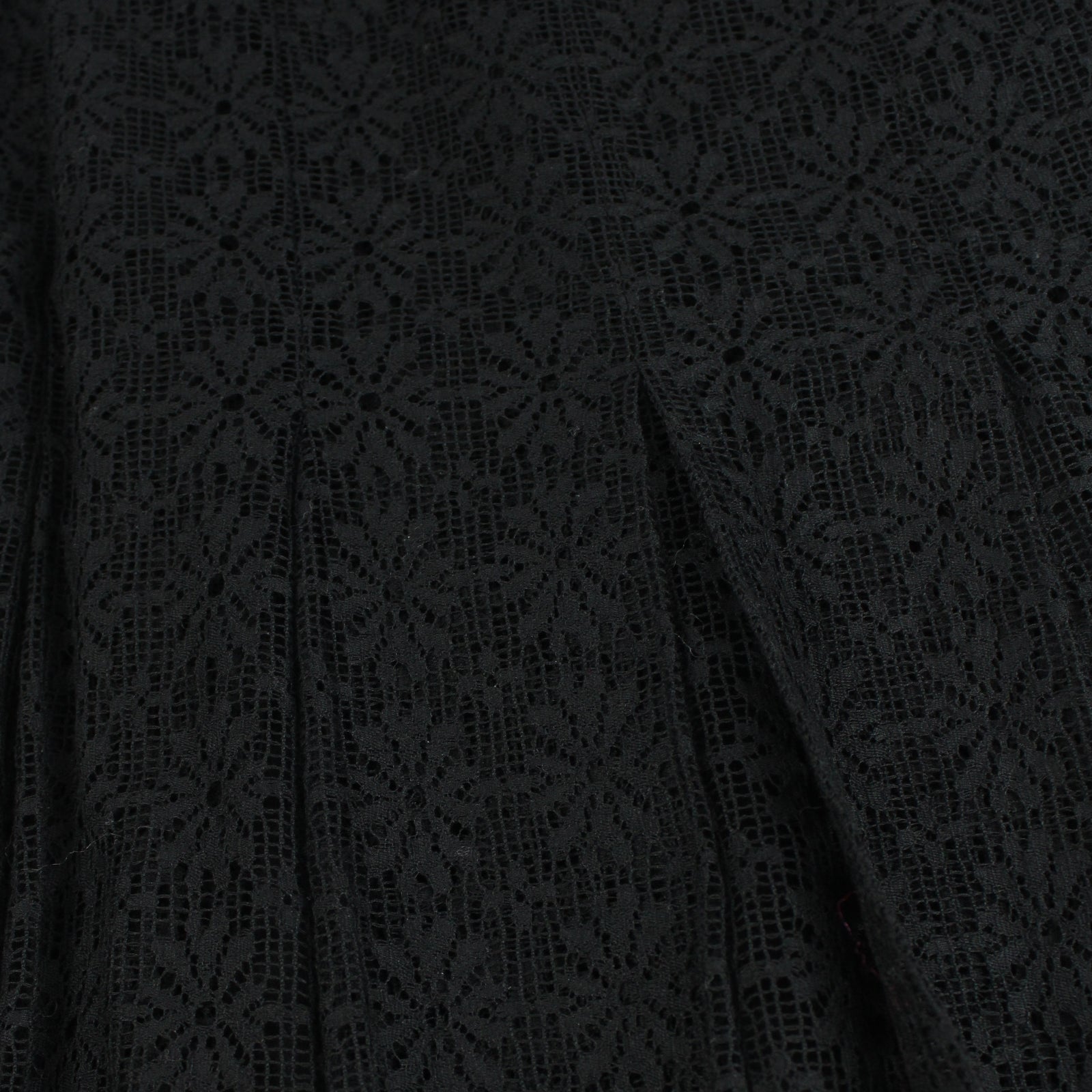 Lace skirt (T38)