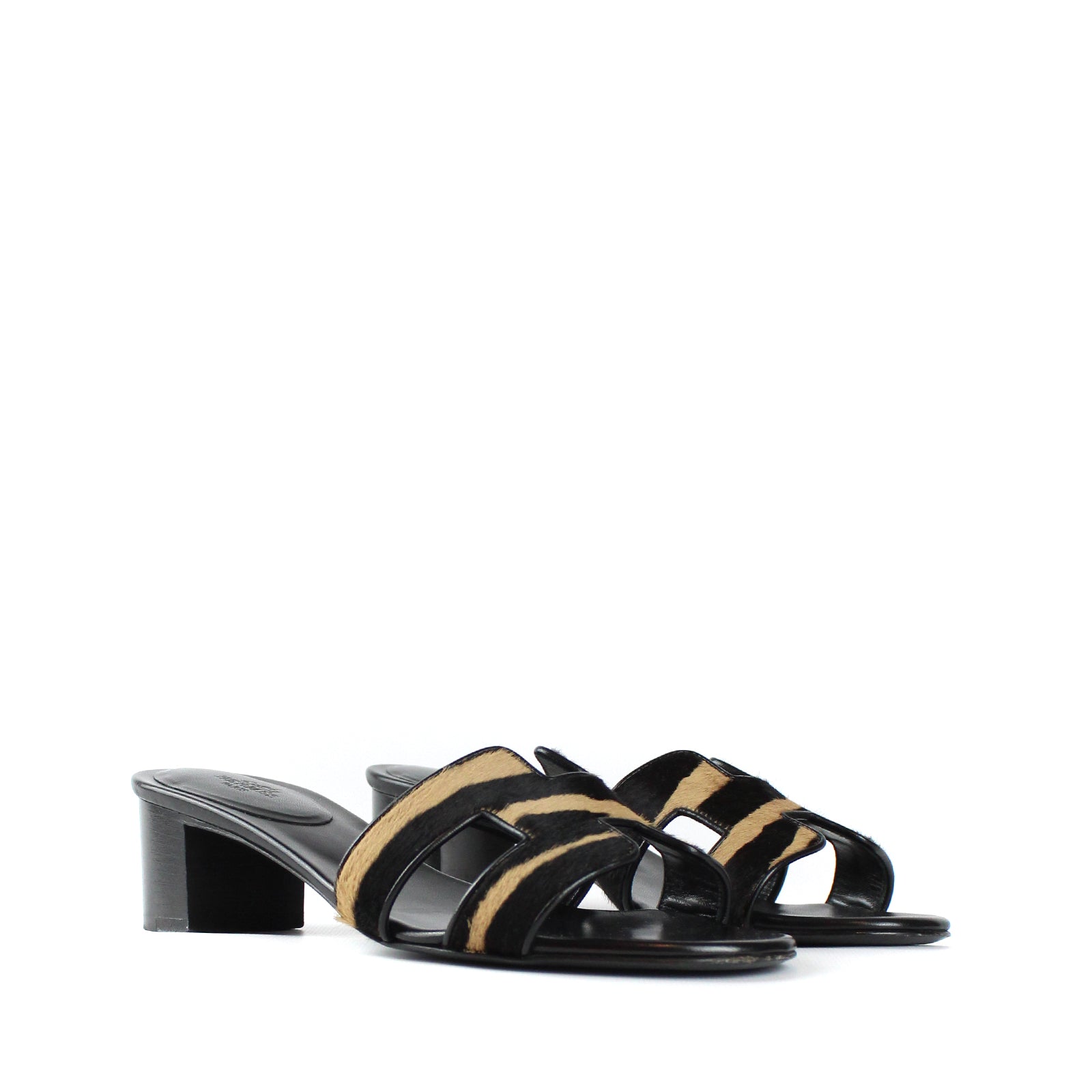 HERMÈS - Oasis calfskin sandals (T37)