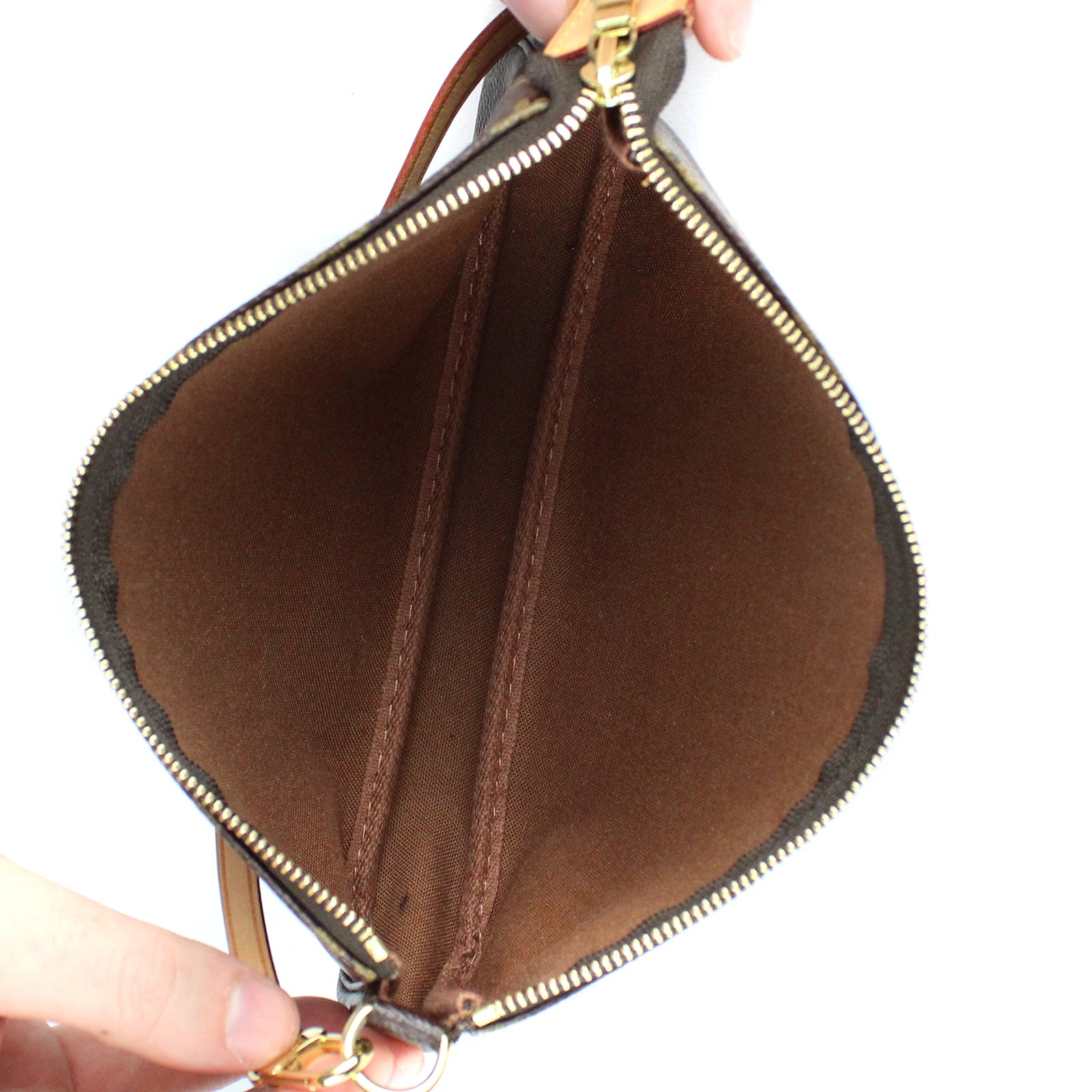 LOUIS VUITTON - Pochette Accessoires