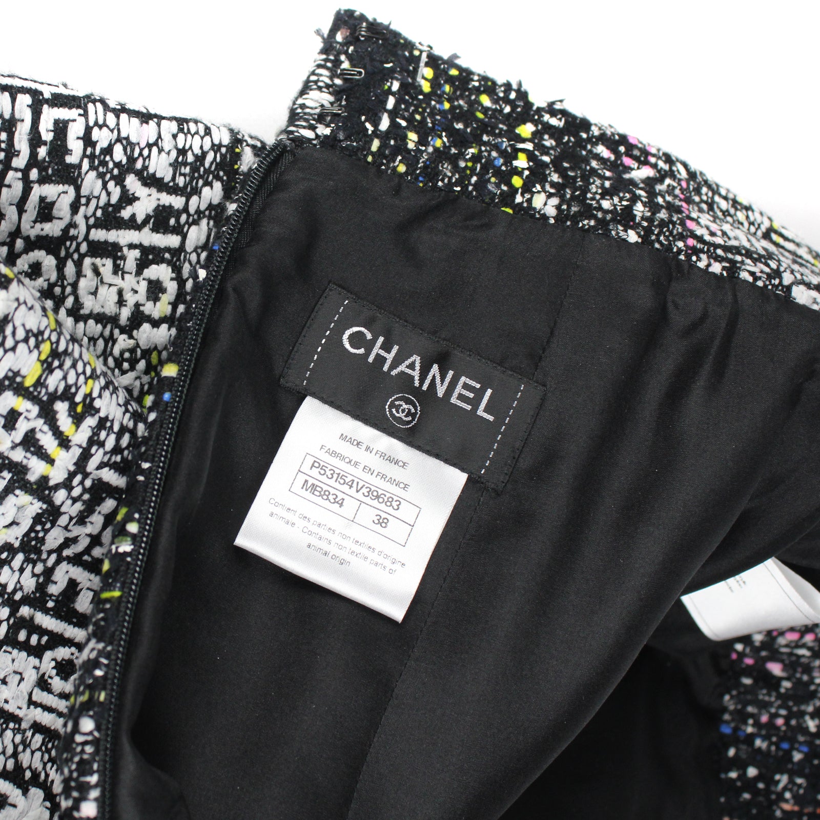 CHANEL - Tweed skirt (T38)