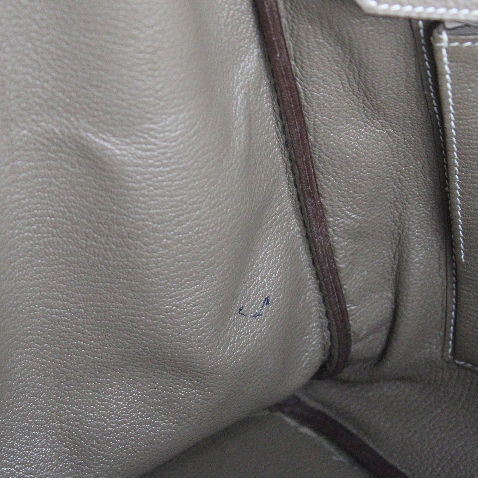HERMÈS - Birkin 40 in togo leather 