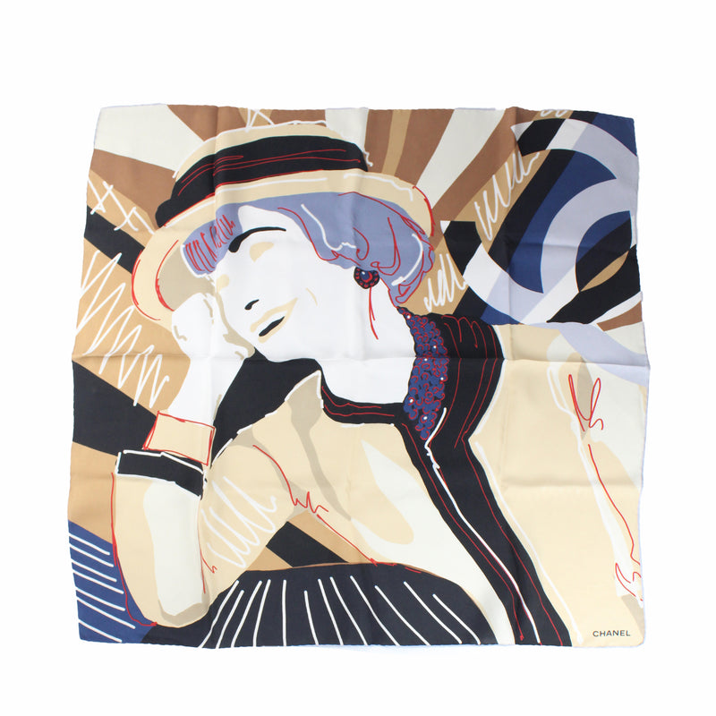 CHANEL - Carré de soie modèle Coco
